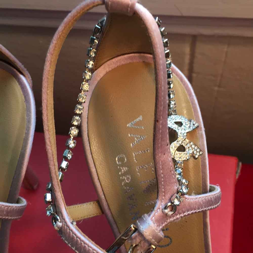 Beautiful Valentino heels - Picture 5 of 8